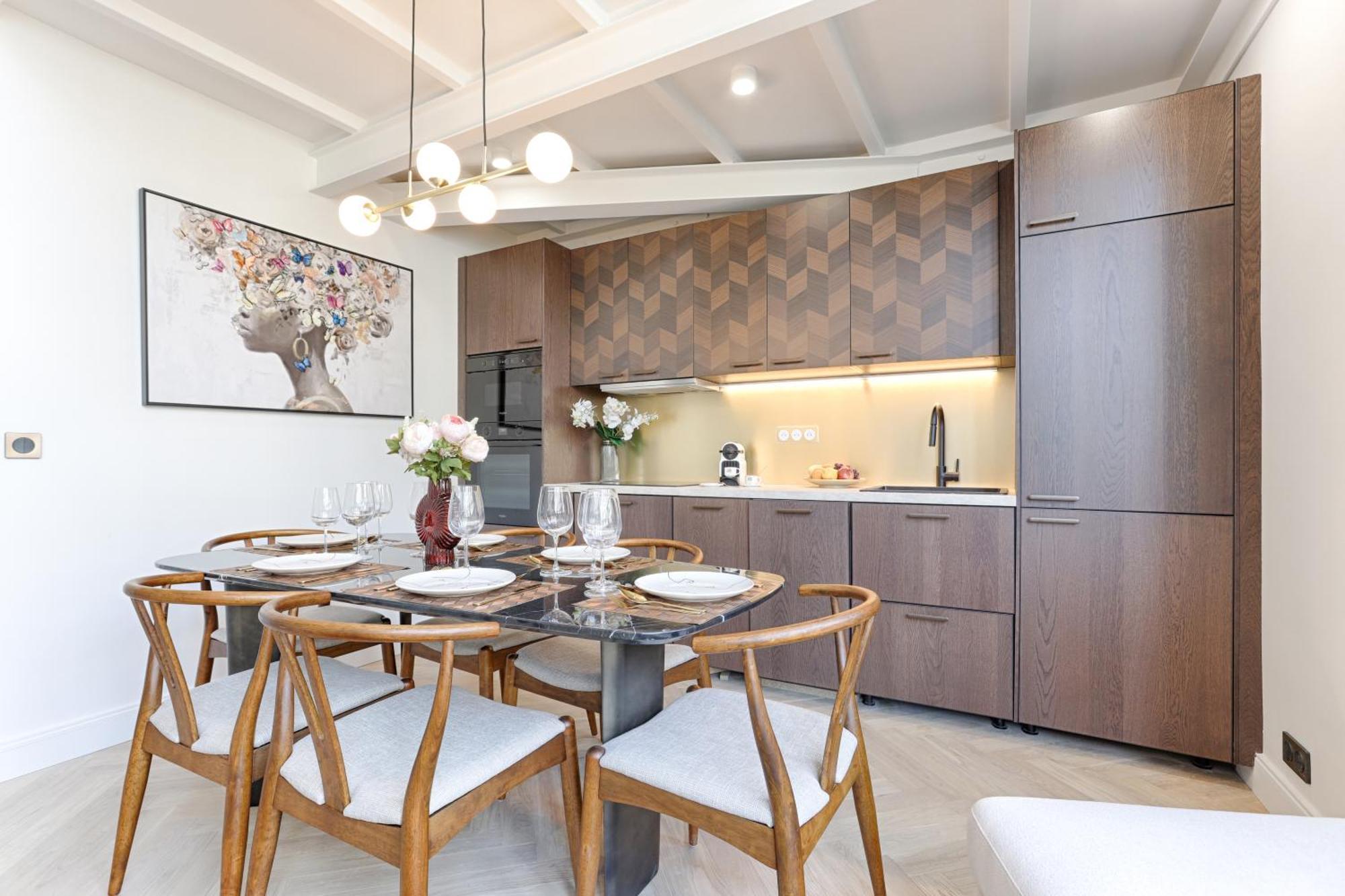 Apartment Duplex A Deux Pas Des Champs Elysee *